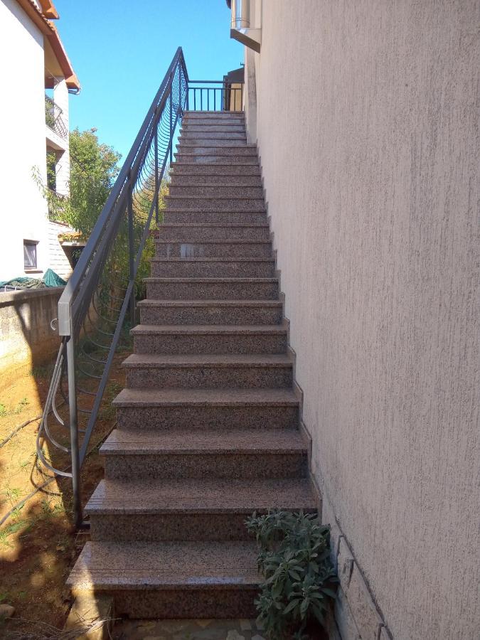 Apartment Degobbis ロヴィニ エクステリア 写真